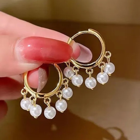 COPY - Gold plated circle earrings - Picture 2 of 5